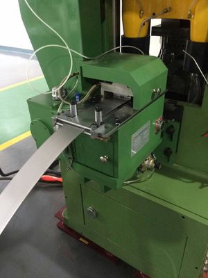 তল মাউন্ট করা কয়েল ফিডিং সিস্টেম কয়েল বেধ পরিসীমা পরিচালনা করতে নির্মিত 0.3 মিমি থেকে 6 মিমি উত্পাদন লাইন অটোমেশন উন্নত