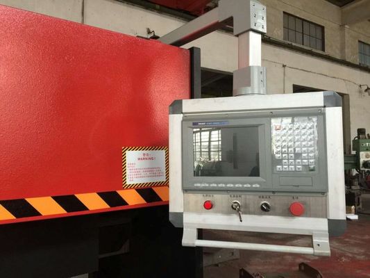 টেম্পার হ্যাঁ কম্পিউটারাইজড ভি গ্রোভিং মেশিন অ্যালুমিনিয়াম শীট কাটার জন্য উপযুক্ত উচ্চ নির্ভুলতা এবং পুনরাবৃত্তিযোগ্যতা সরবরাহ করে